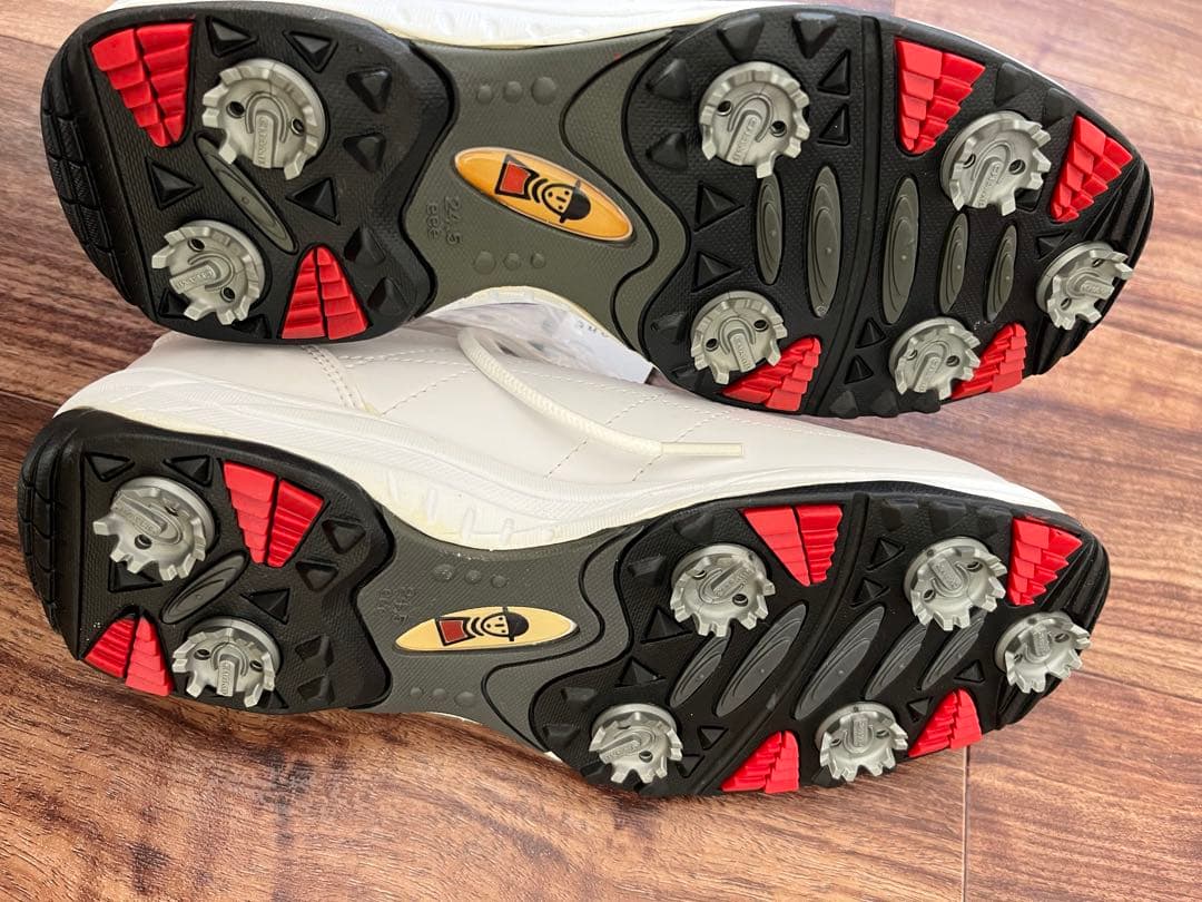 新品未使用　ピッコーネ　ゴルフシューズ 24.5cm ホワイト女性用　タグ付き