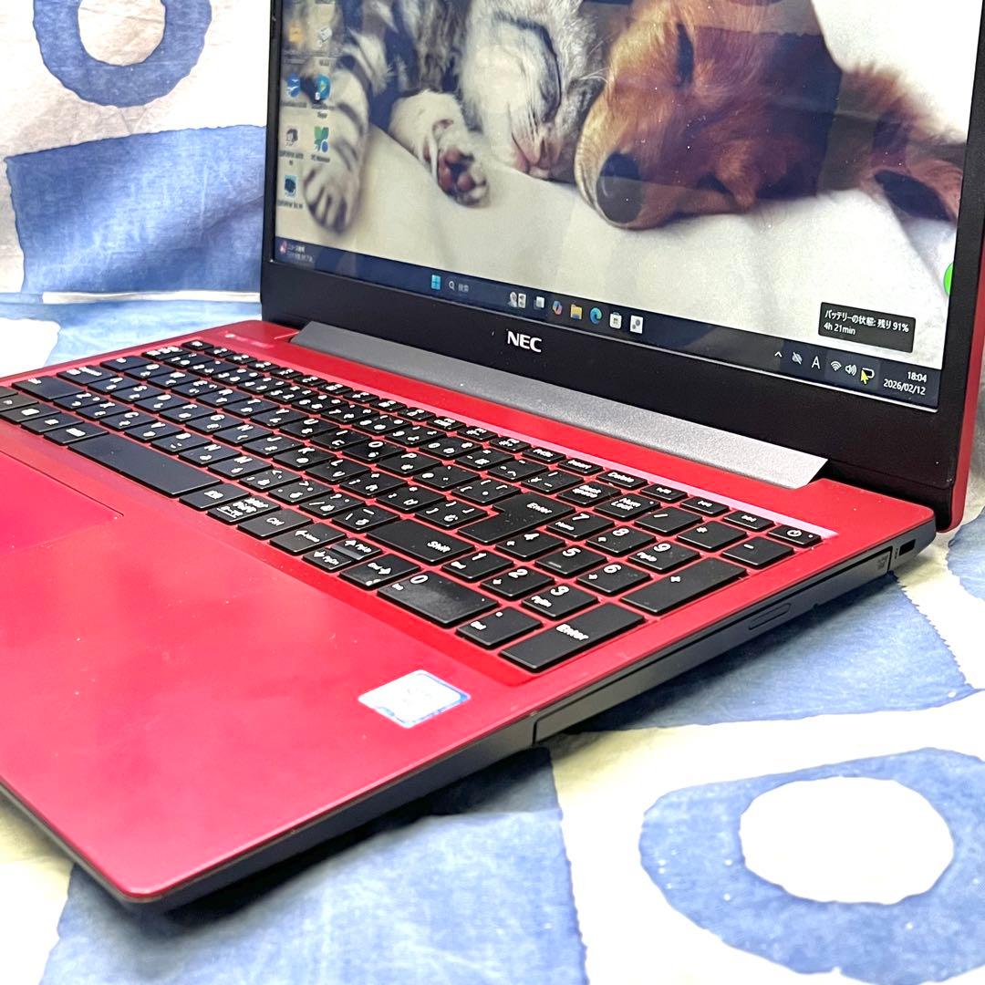 第8世代！快速SSD256GB☆貴重赤ノートPC♪ブルーレイ&カメラ！Win11