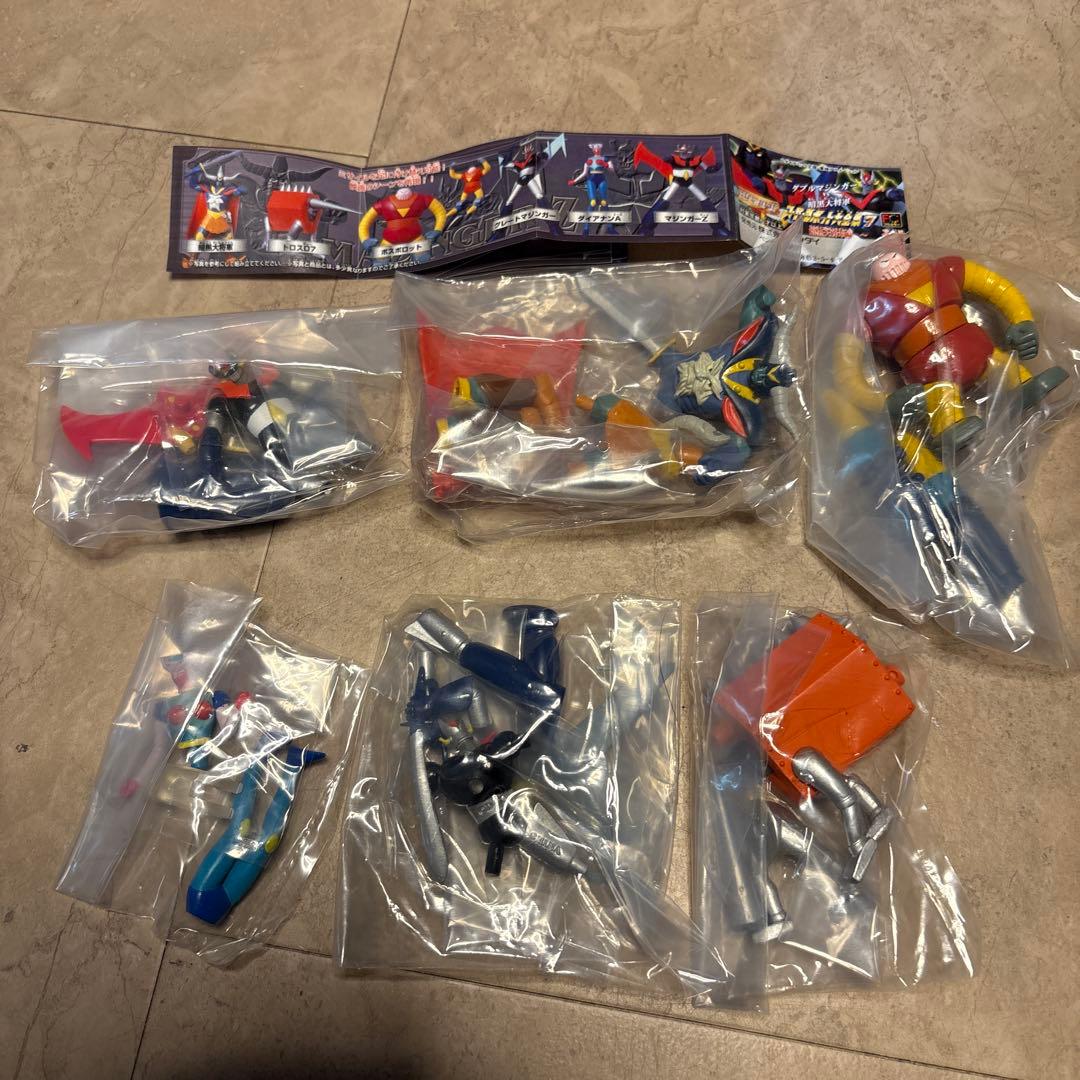 ガシャポンHG スーパーロボット対戦シリーズ等　48体