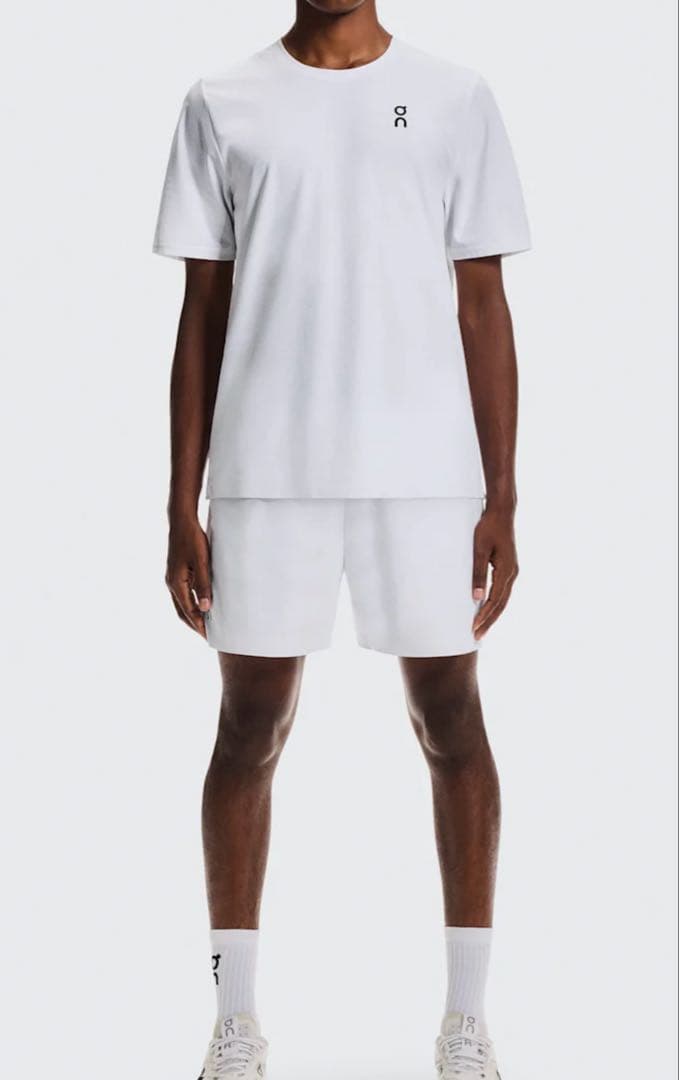 ウェア On court-T On | Court-T W (Arctic)｜THE CLUBHOUSE｜福岡のテニスショップ - On