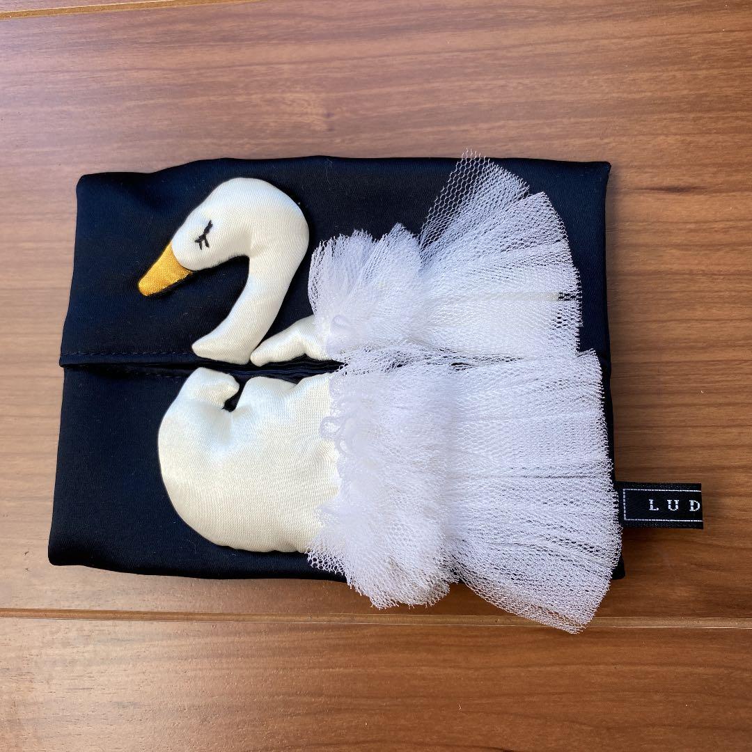 ラドロー スワンティッシュケース - メルカリ