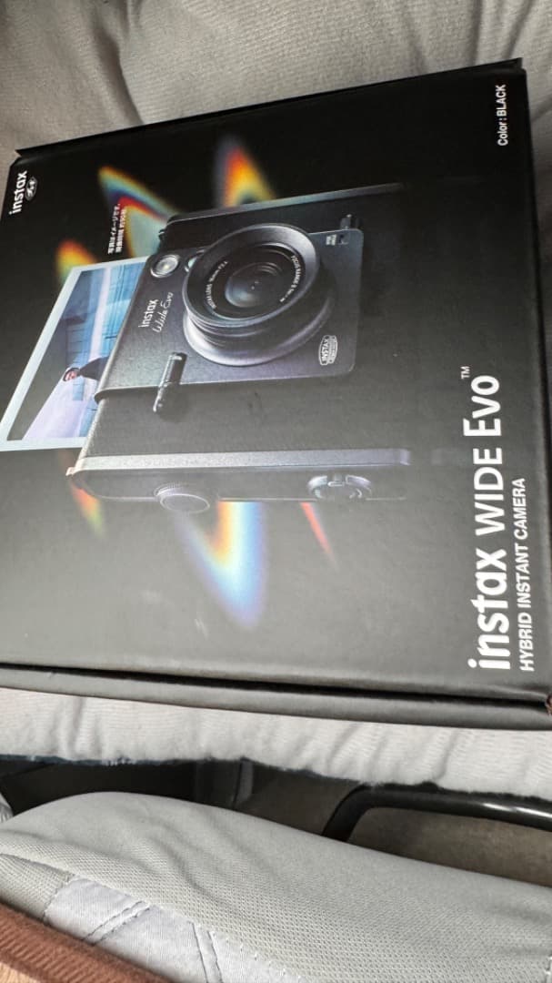 Wide evoを撮影した チェキ™の使い方講座！「instax WIDE Evo™」の使い方をマスターしよう