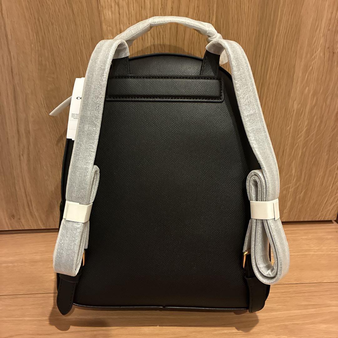 《新品未使用》《値下げ可》《人気》コーチ　リュック