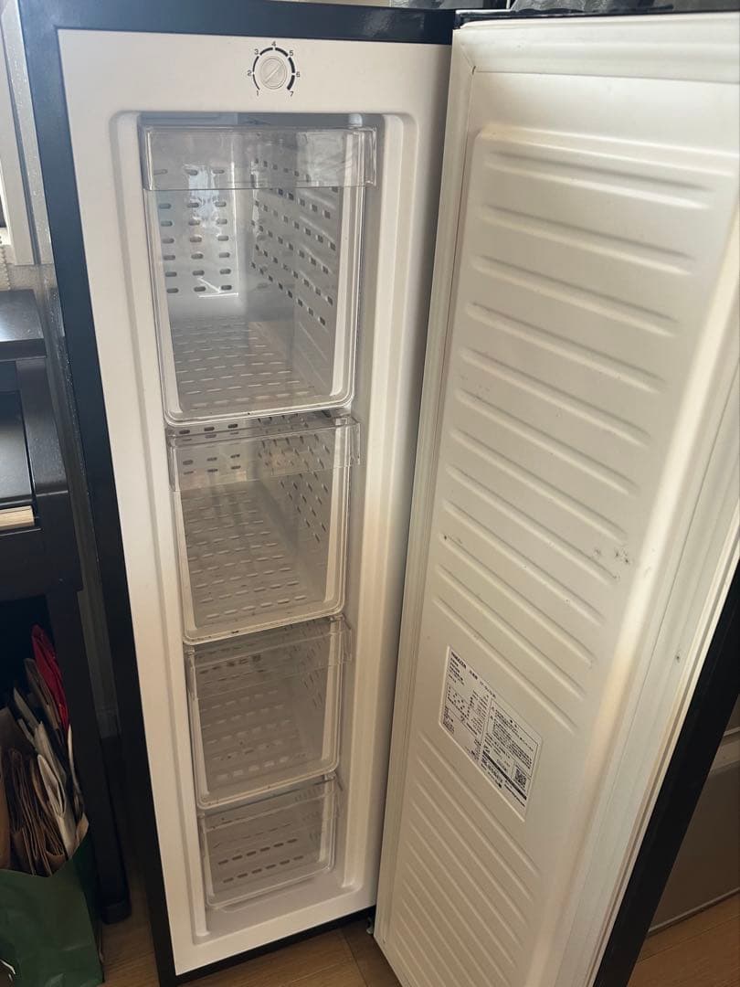 直接引き渡し/東京都国立市】YAMAZEN 冷凍庫 YF-SU70(B)70L - メルカリ