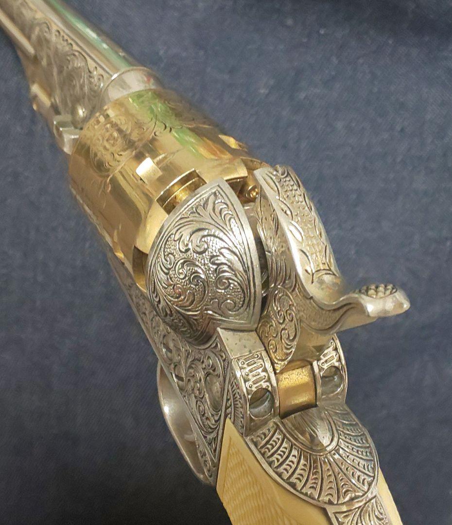 コルトM1861ネイビーリボルバー カスター将軍モデル