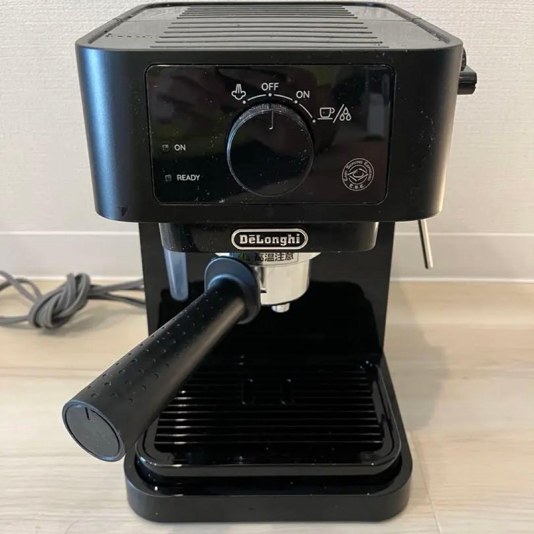 超美品DeLonghi EC235J-BK エスプレッソマシン ブラック デロンギ スティローザ エスプレッソ・カプチーノメーカー ブラック