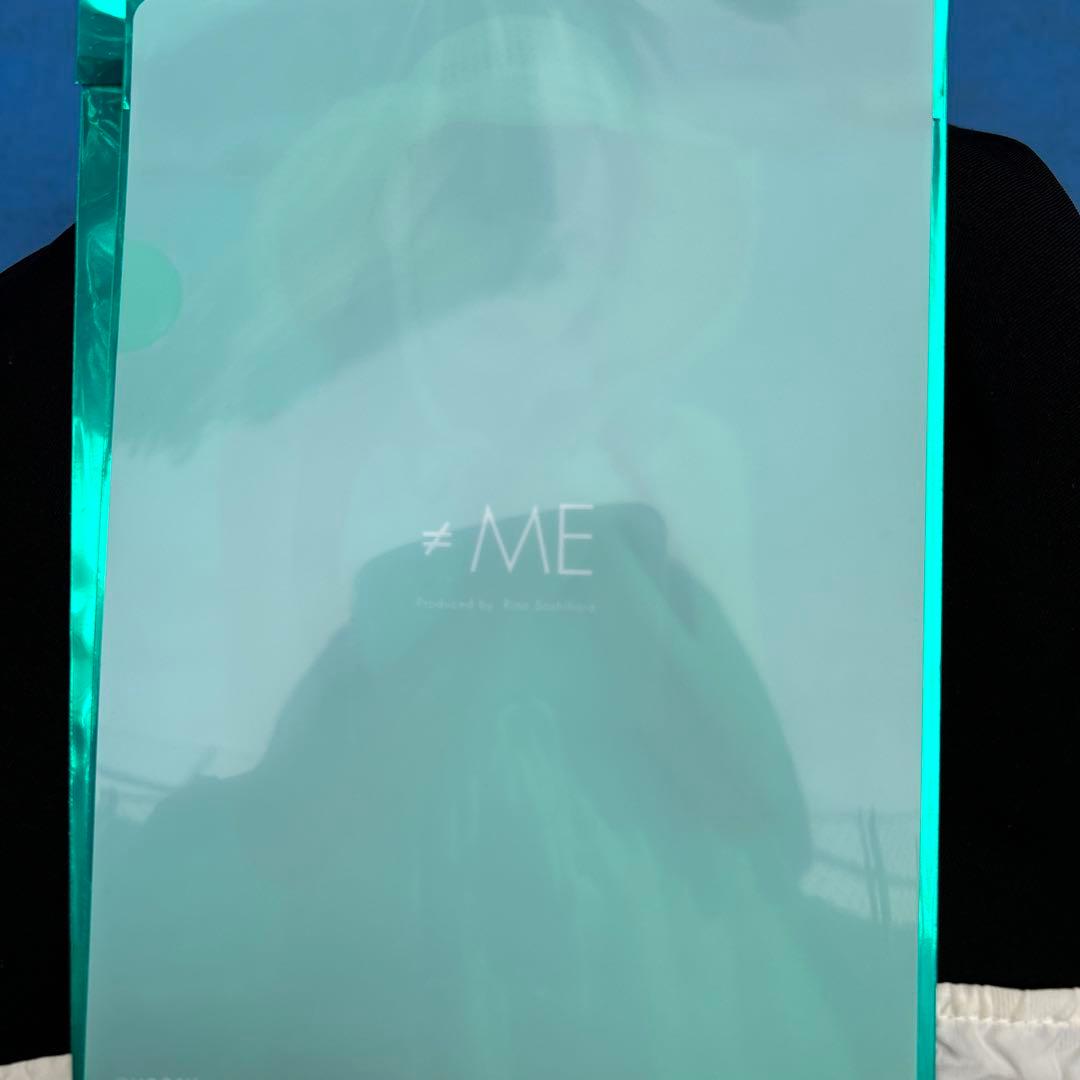 ≠ME ノイミー 鈴木瞳美 ランダムクリアファイル 夏が来たから - メルカリ