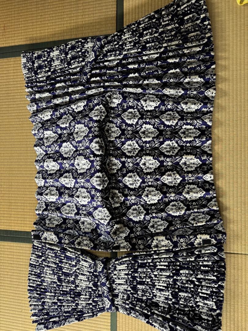 金華山 新格子 紺 大型トラック 仮眠カーテン値下げ不可 仮眠カーテン 新格子 – キタワキ｜トラック内装オーダーメイド