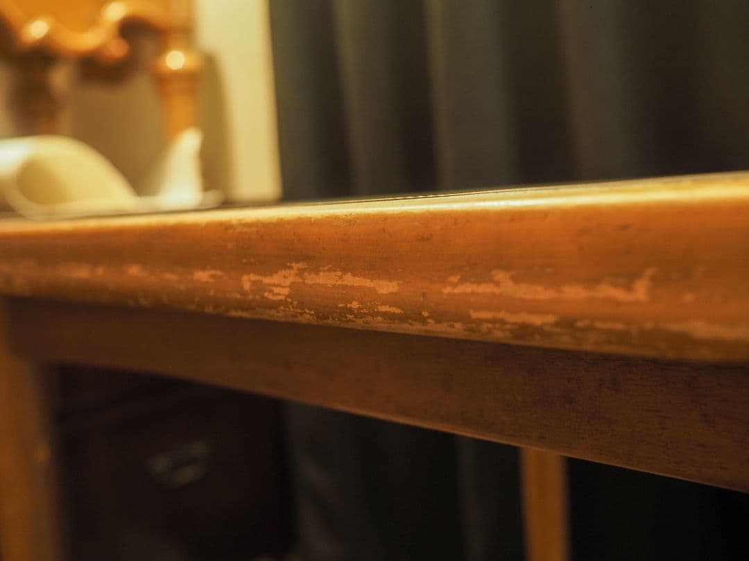 【値引中】\"マツダ\"メラニントップダイニングテーブル