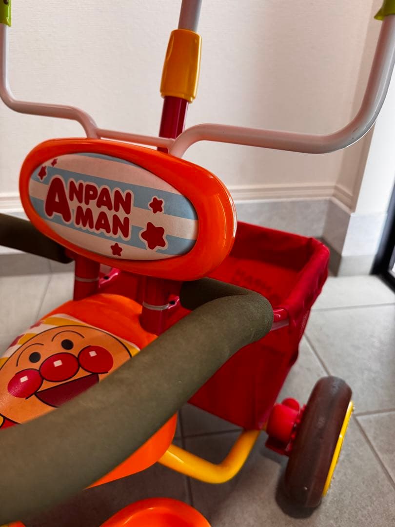 とくべい517様専用 それいけ! アンパンマンデラックス 三輪車 - メルカリ
