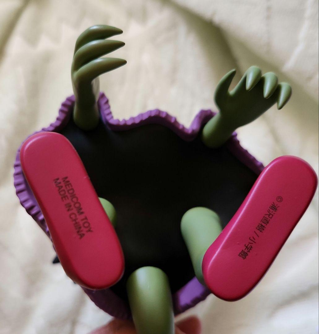 MEDICOM TOY ソフビ　なまえのないかいぶつ