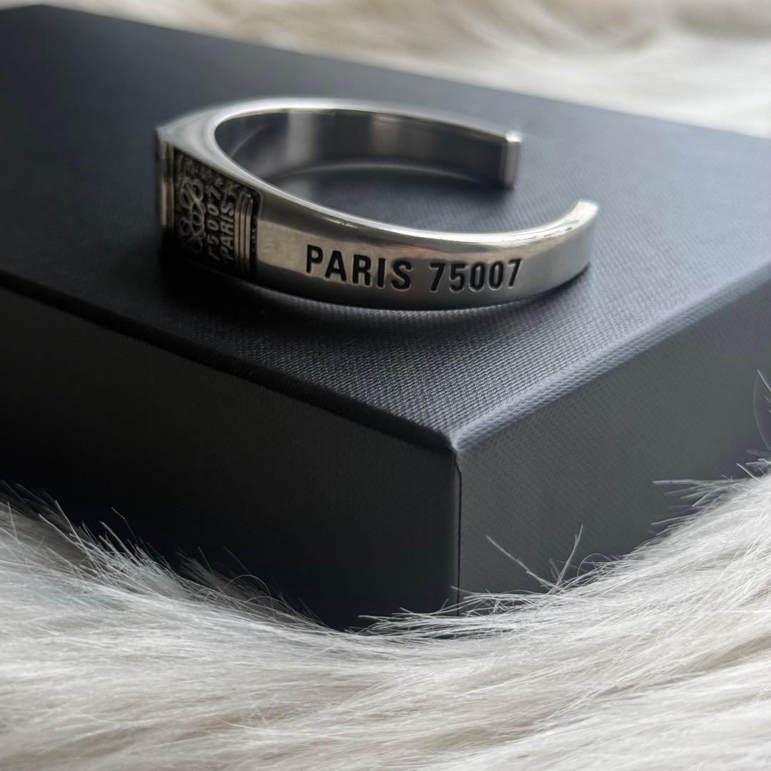 バレンシアガ バングル PARIS 75007 ブレスレッド シルバー Bロゴ