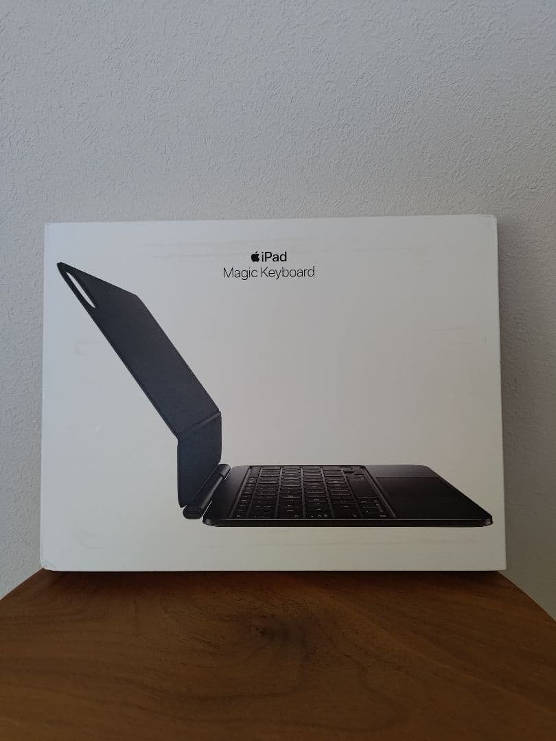【極美品】Apple Magic Keyboard 11インチ 日本語配列 Apple 11インチiPad Pro(第2世代)用 Magic Keyboard 日本語(JIS