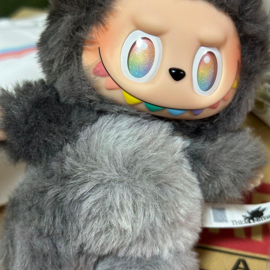 正規品 Labubu Big into Energy ラブブ シークレット