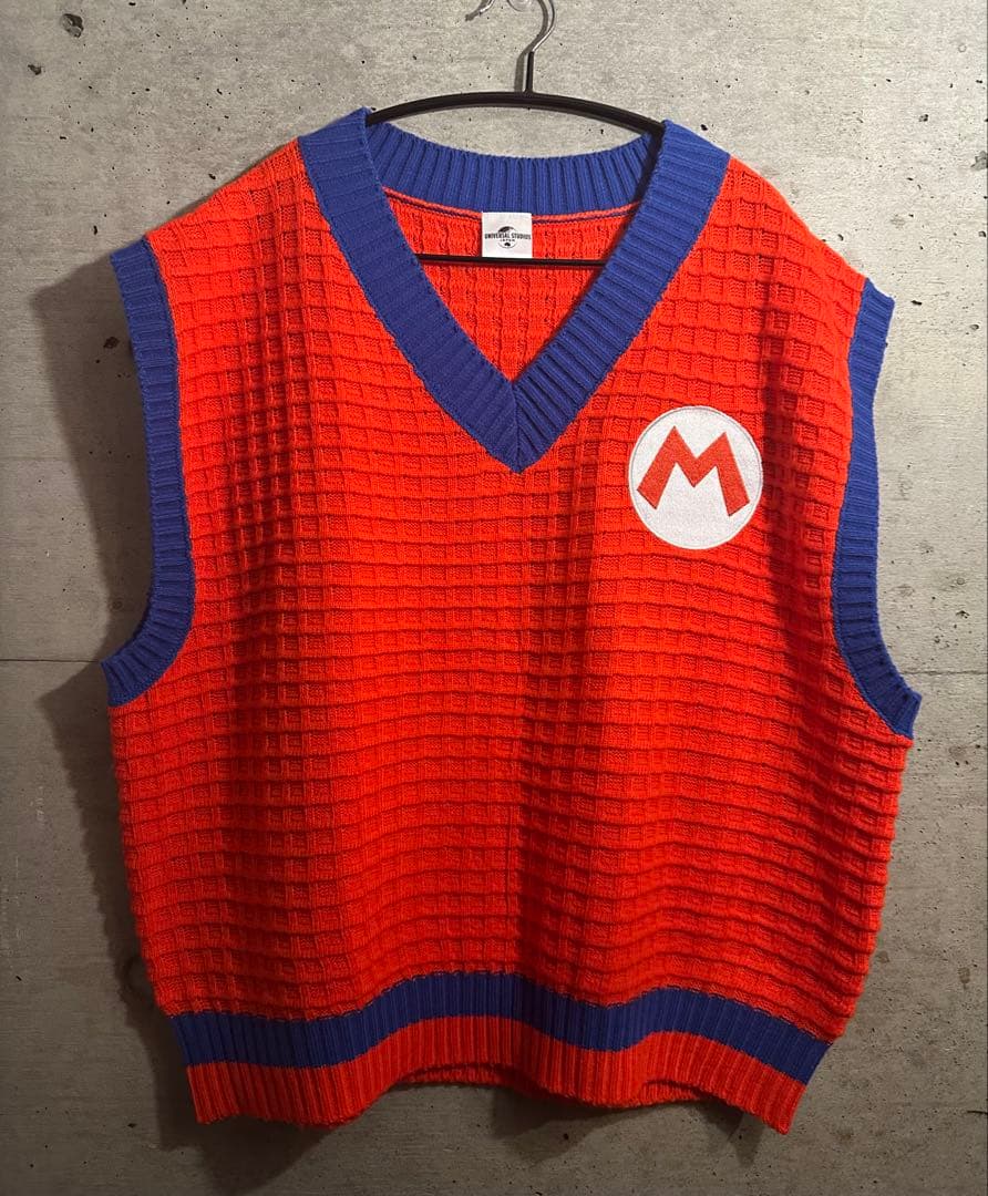 BTS JIN ジン 着用 ユニバ マリオ ベスト USJ Echo