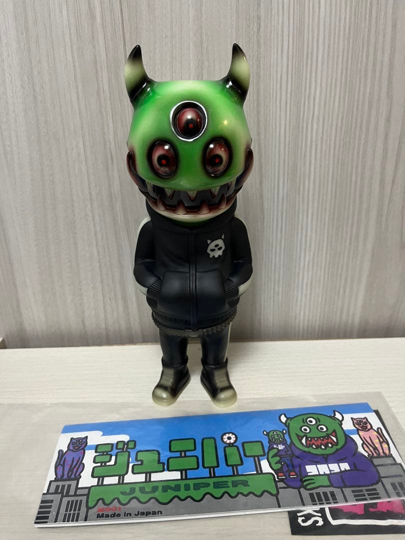 Nekomata worksネコマタワークス ジュニパー ソフビ 蓄光 ブラック 新品未開封 ネコマタワークス ジュニパー 蓄光ブラック ソフビ