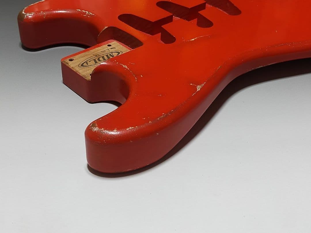 MDL1 ストラトキャスター用 ボディフェンダー / mjt