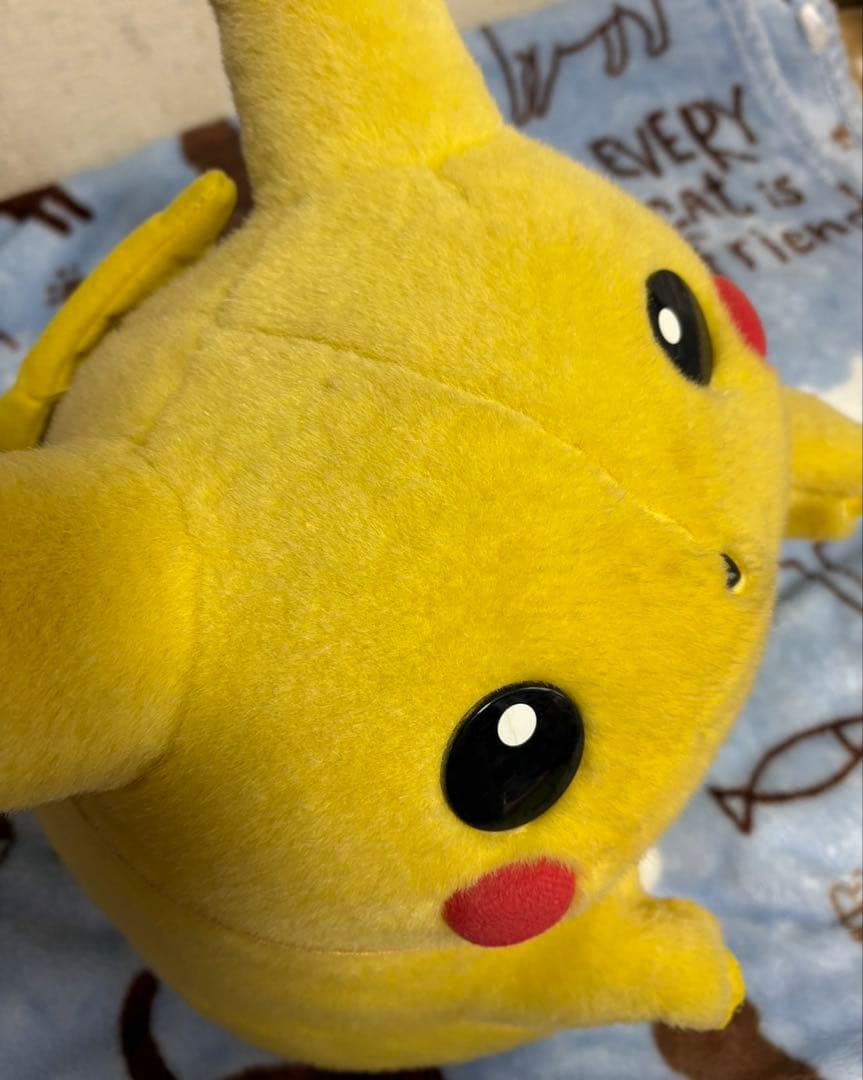 等身大ピカチュウ ぬいぐるみ ポケモン