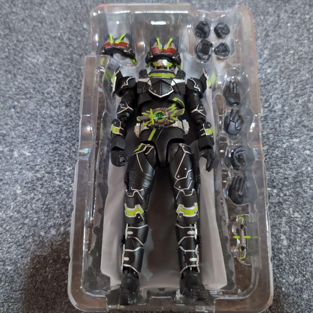 S.H.フィギュアーツ　仮面ライダータイクーン　ブジンソード