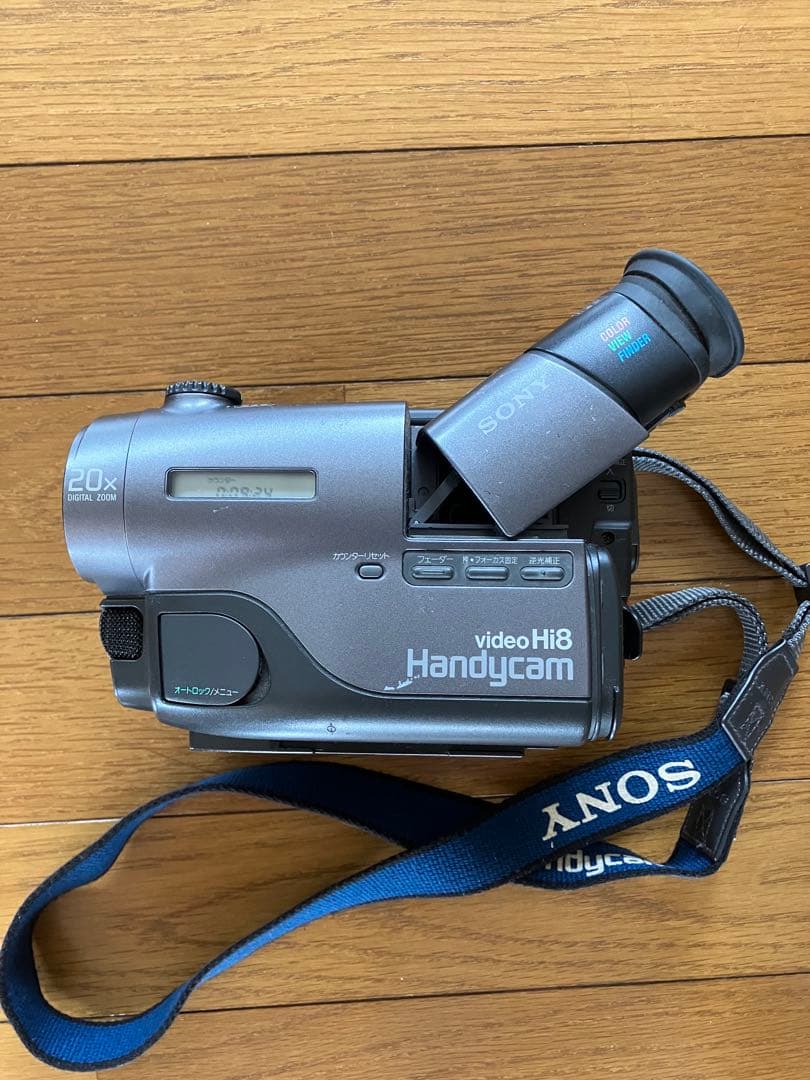 ビデオカメラ SONY video HI8 Handycam CCD-TR11 Amazon | SONY ソニー CCD-TRV11 ビデオカメラレコーダー(Hi8/8mm