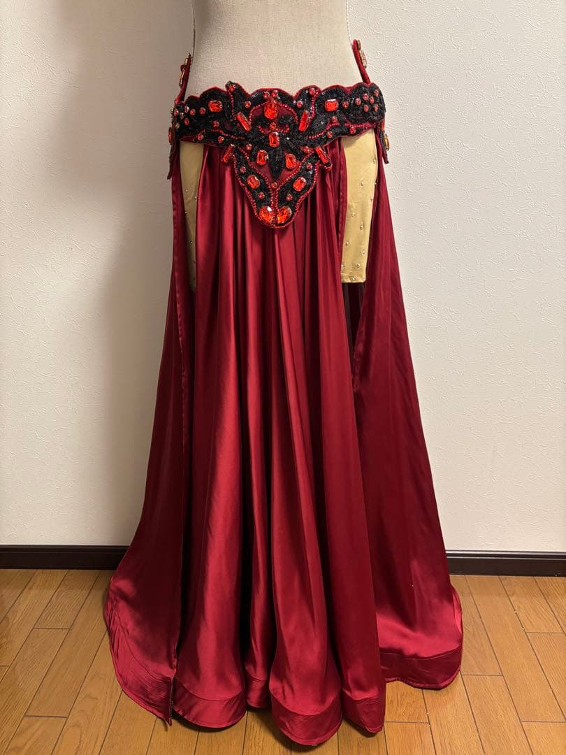 bbb様専用＊エジプト製＊ベリーダンス 衣装セットアップ (赤と黒
