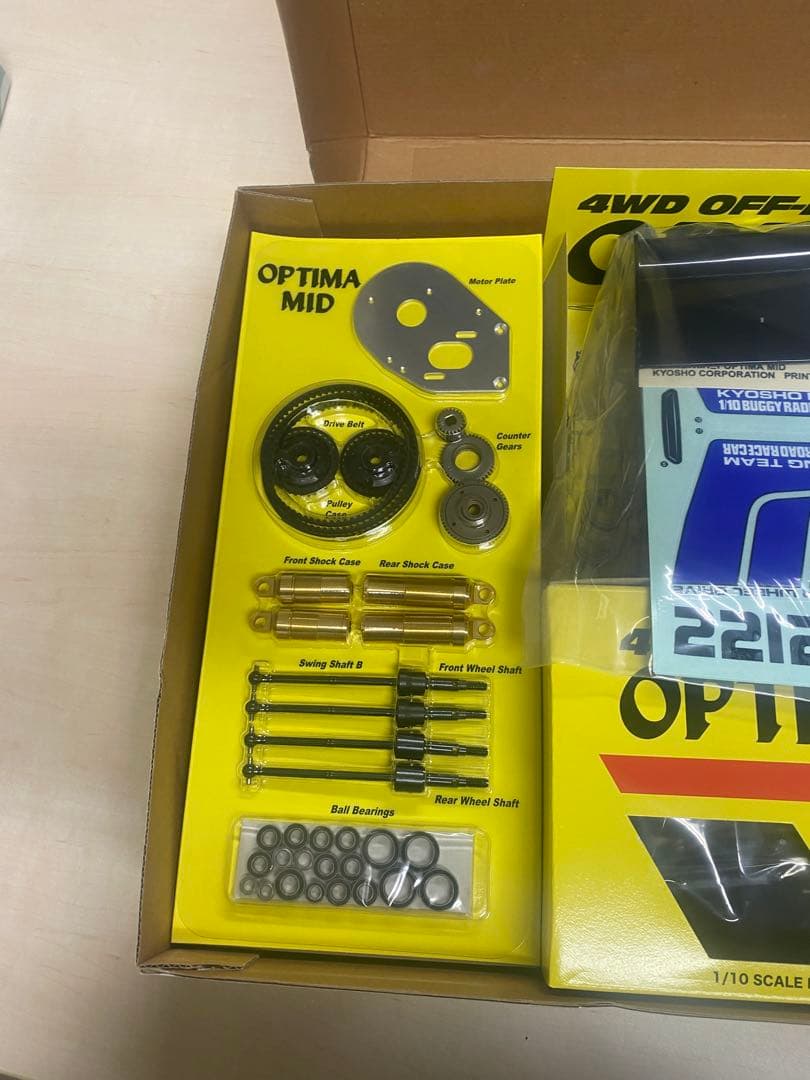 京商　オプティマ・ミッド　OPTIMA MID 4WD電動ラジコンバギー