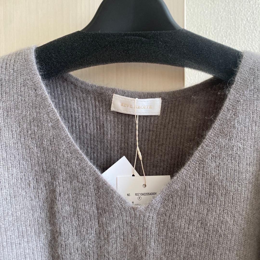 SALE！新品未使用RIVE DROITE抜け感ヘアリーウール片畦Vネックニット