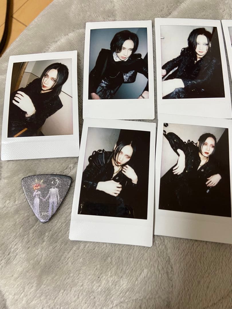 キズ　ユエ　チェキ