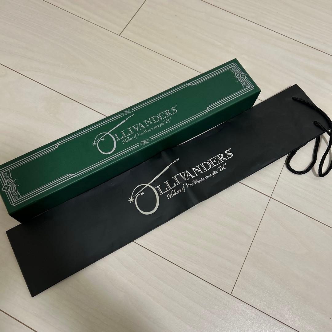 Ollivanders 魔法の杖 専用ケース付き　埃付き