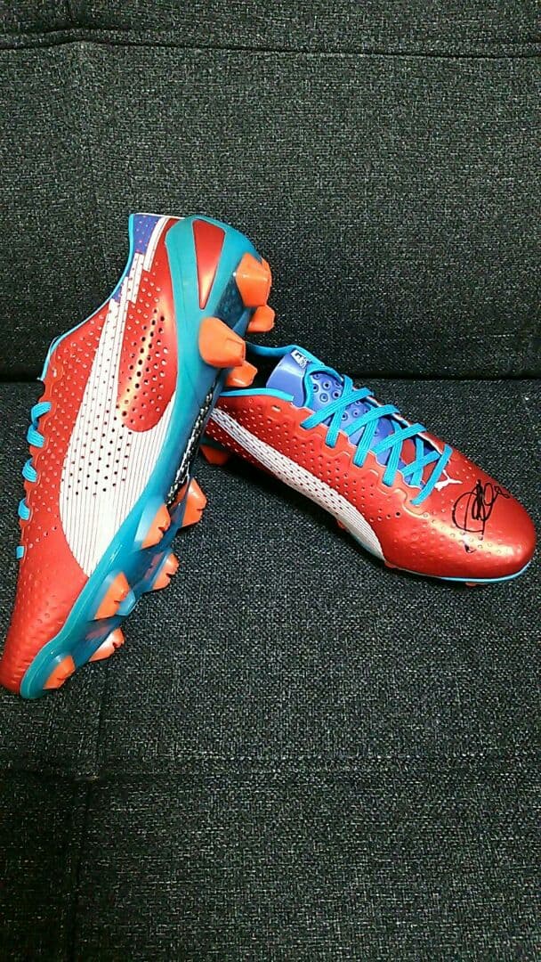 ★水沼宏太⭐直筆サイン入りスパイク★ Yahoo!オークション -「水沼宏太 サイン」の落札相場・落札価格