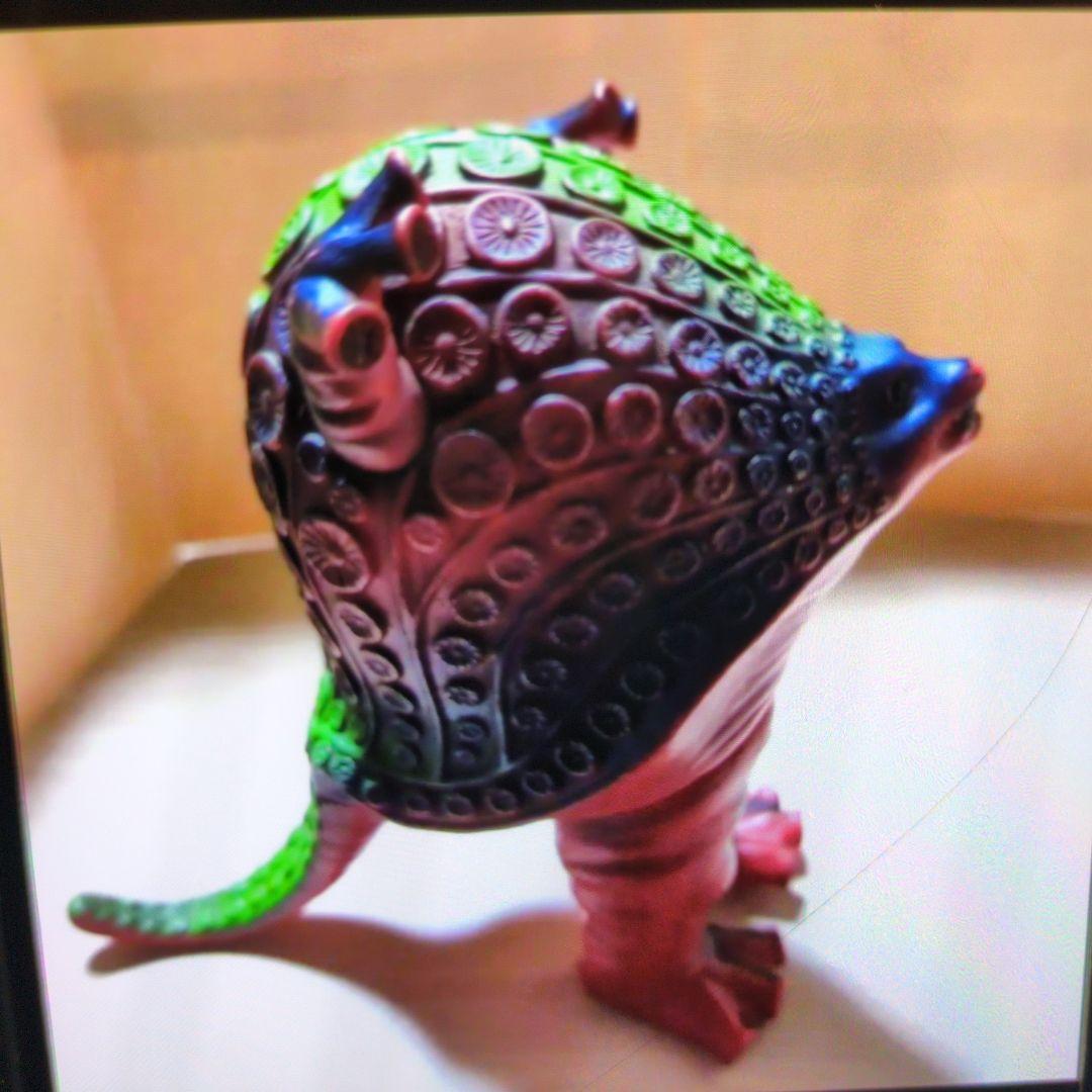 ブルマァク.ソフビ.タッコング。