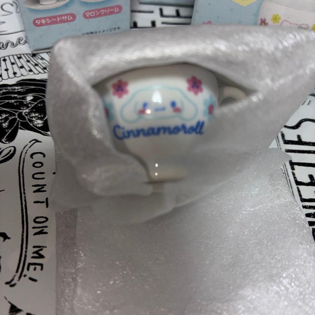 サンリオ シークレットティーポット　ティーカップ　9点