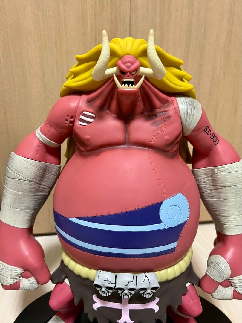 1/144 WORLD SCALE ONEPIECE オーズ　造形王　ナミ