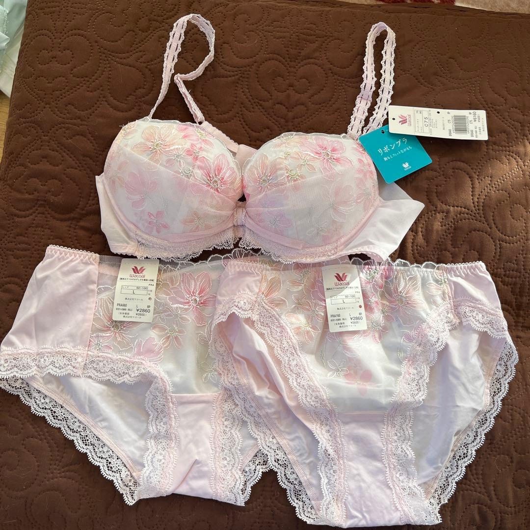 Wacoal リボンブラ C75 ブラジャーショーツセット 定期お届け】[C75／M] ラクな着け心地で美シルエット ホールドミーブラ