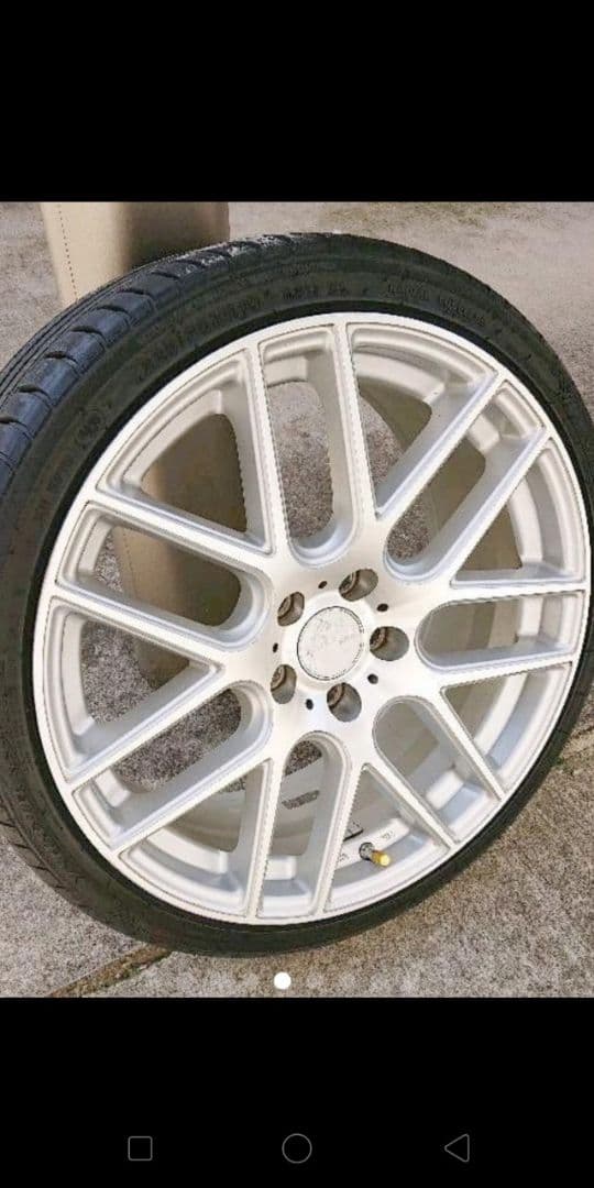 【期間限定送料込み】早い者勝ち  19インチ コンケイブタイヤ付き