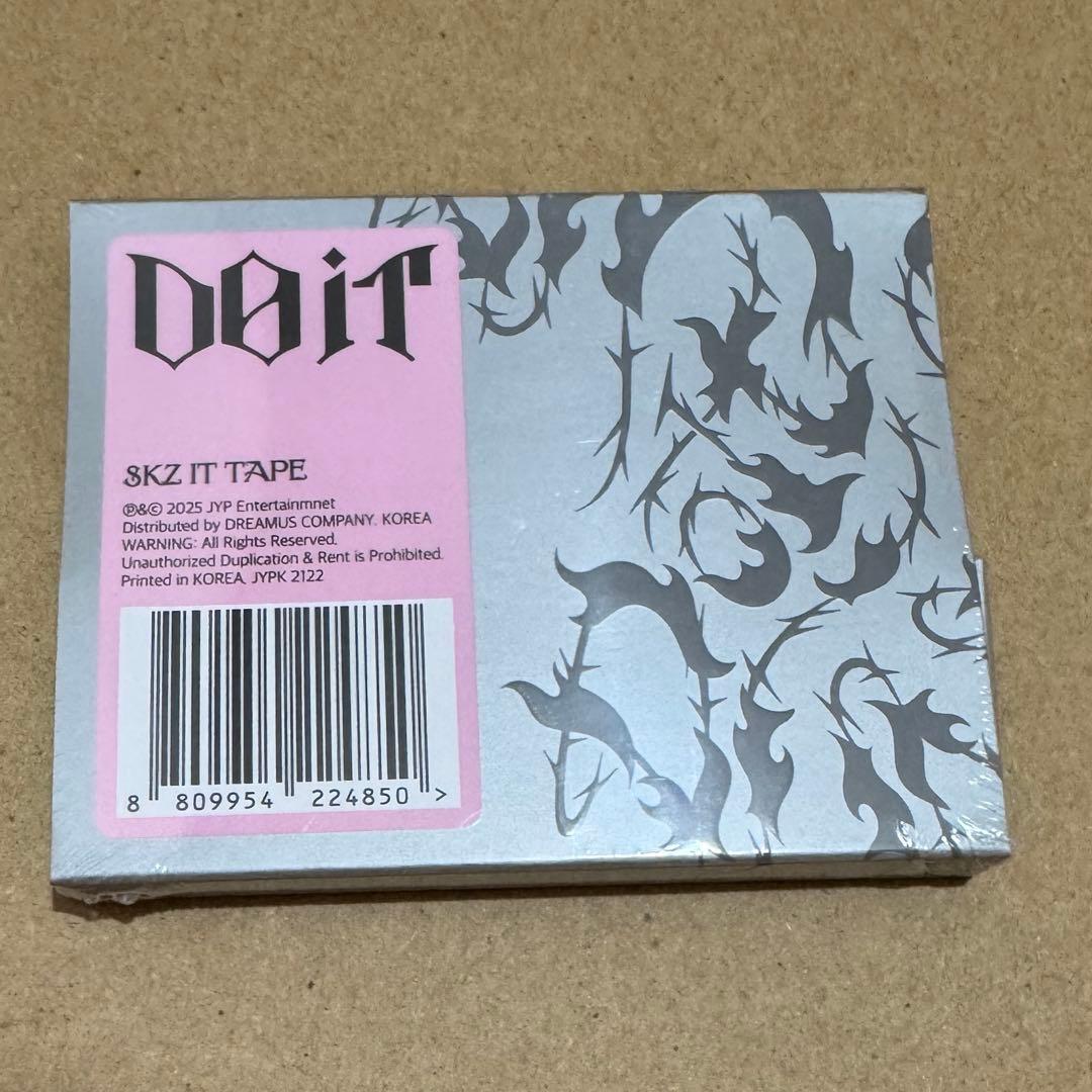 StrayKids スキズ DO IT プラットフォーム盤 新品未開封 12点 Amazon.co.jp: Stray-Kids (スキズ/SKZ) - SKZ IT TAPE [ DO IT ] 韓国