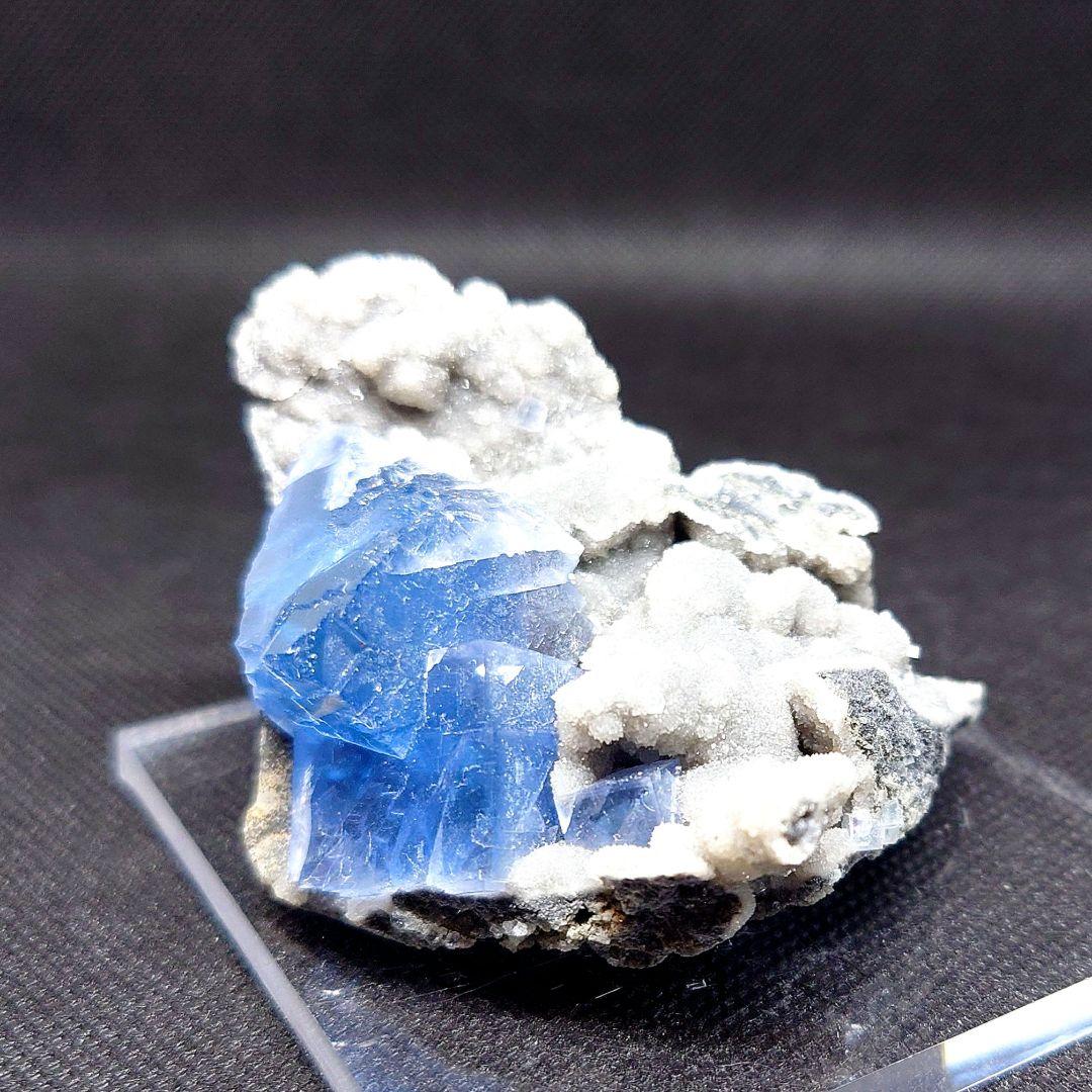 【123g】ブルー フローライト クラスター 母岩付 鉱物標本