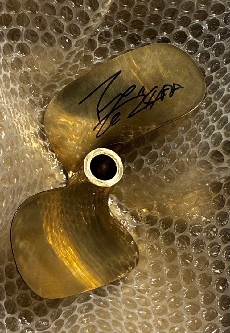 〜お値下げ〜　貴重 競艇グッズ ボートレース 久田敏之選手 サイン入りプロペラ 貴重 競艇グッズ ボートレース 久田敏之選手 サイン入りプロペラ