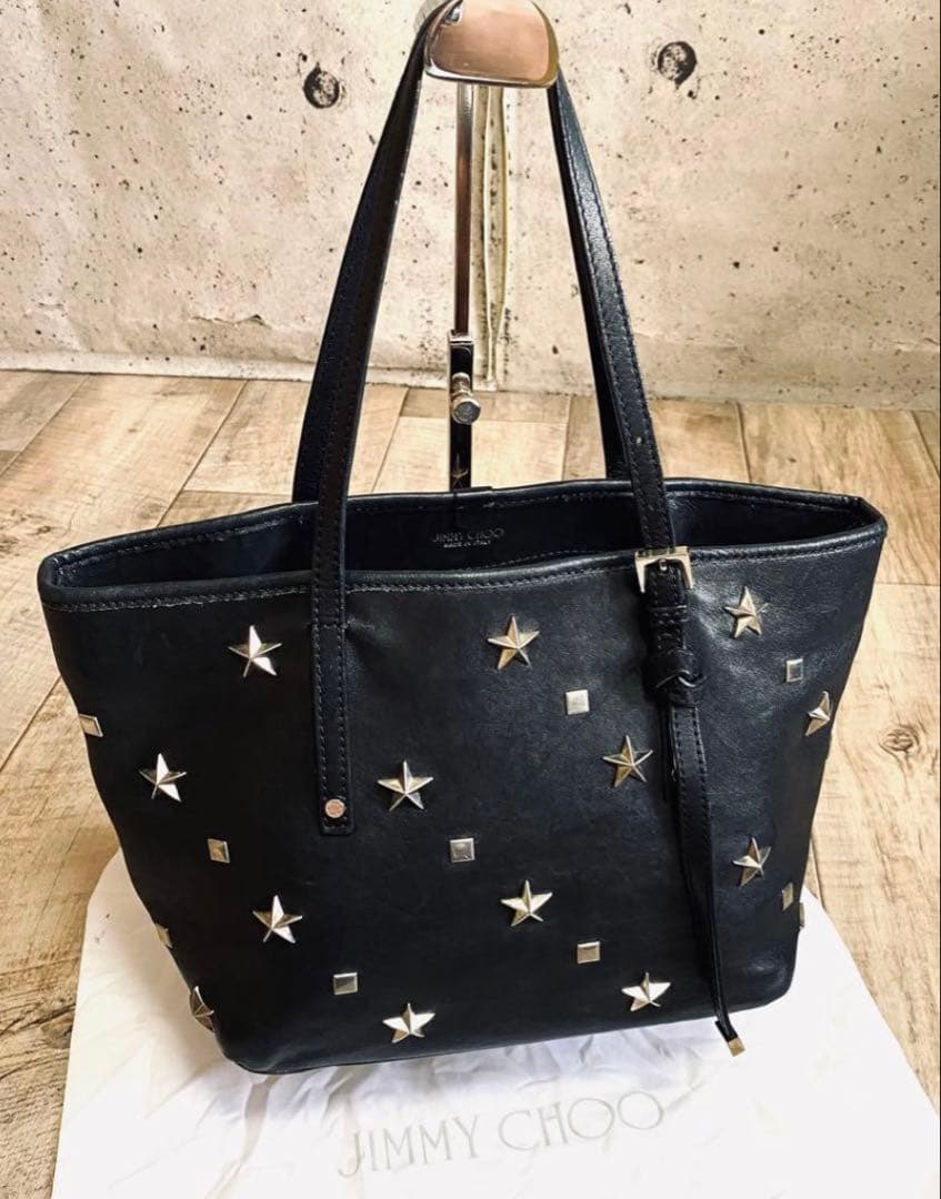 Jimmy Choo sasha スタースタッズ 本革トートバッグ - メルカリ
