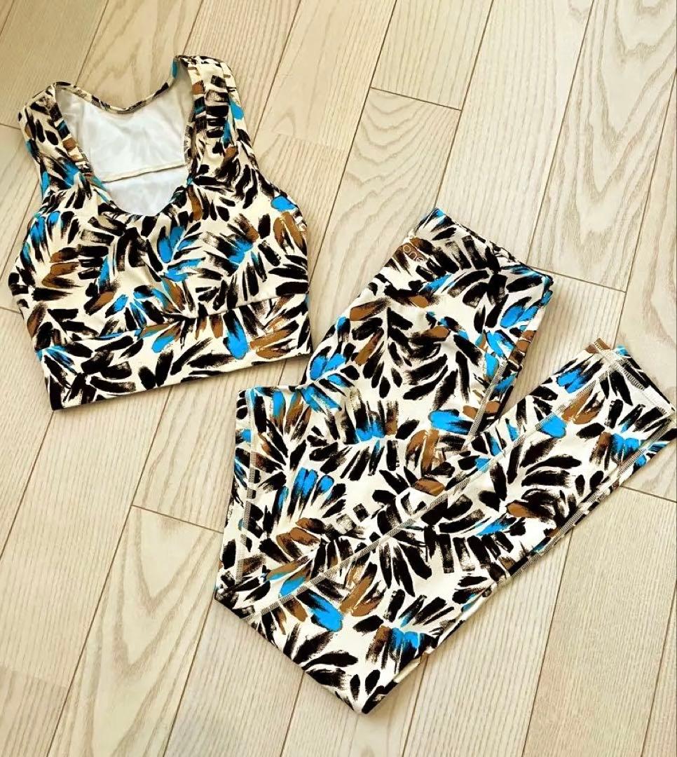 【美品】jumpone ジャンプワン ボタニカル ブラトップ・レギンスセット 2026年最新】JumpOne ブラトップの人気アイテム - メルカリ