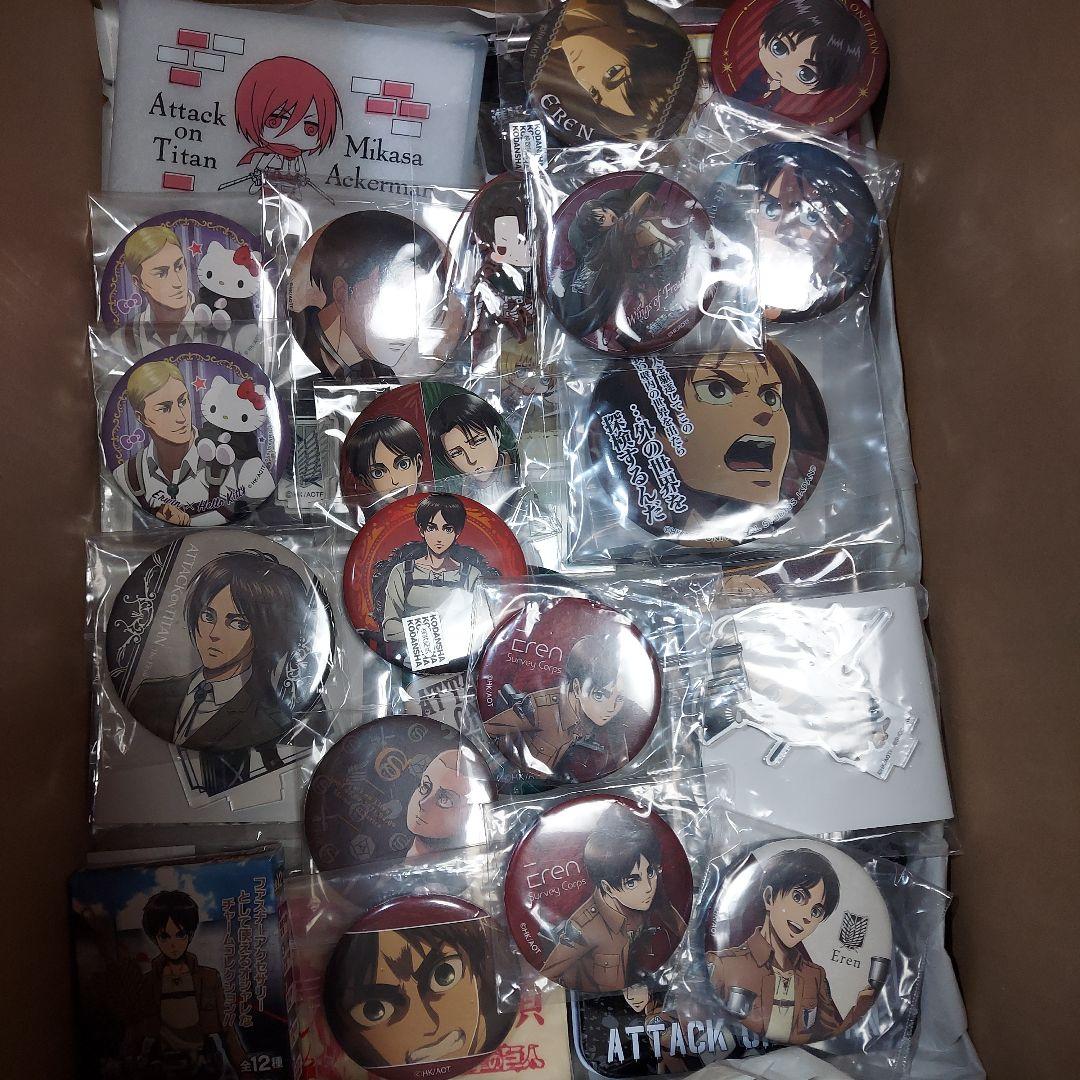 進撃の巨人 グッズ 大量 まとめ売り