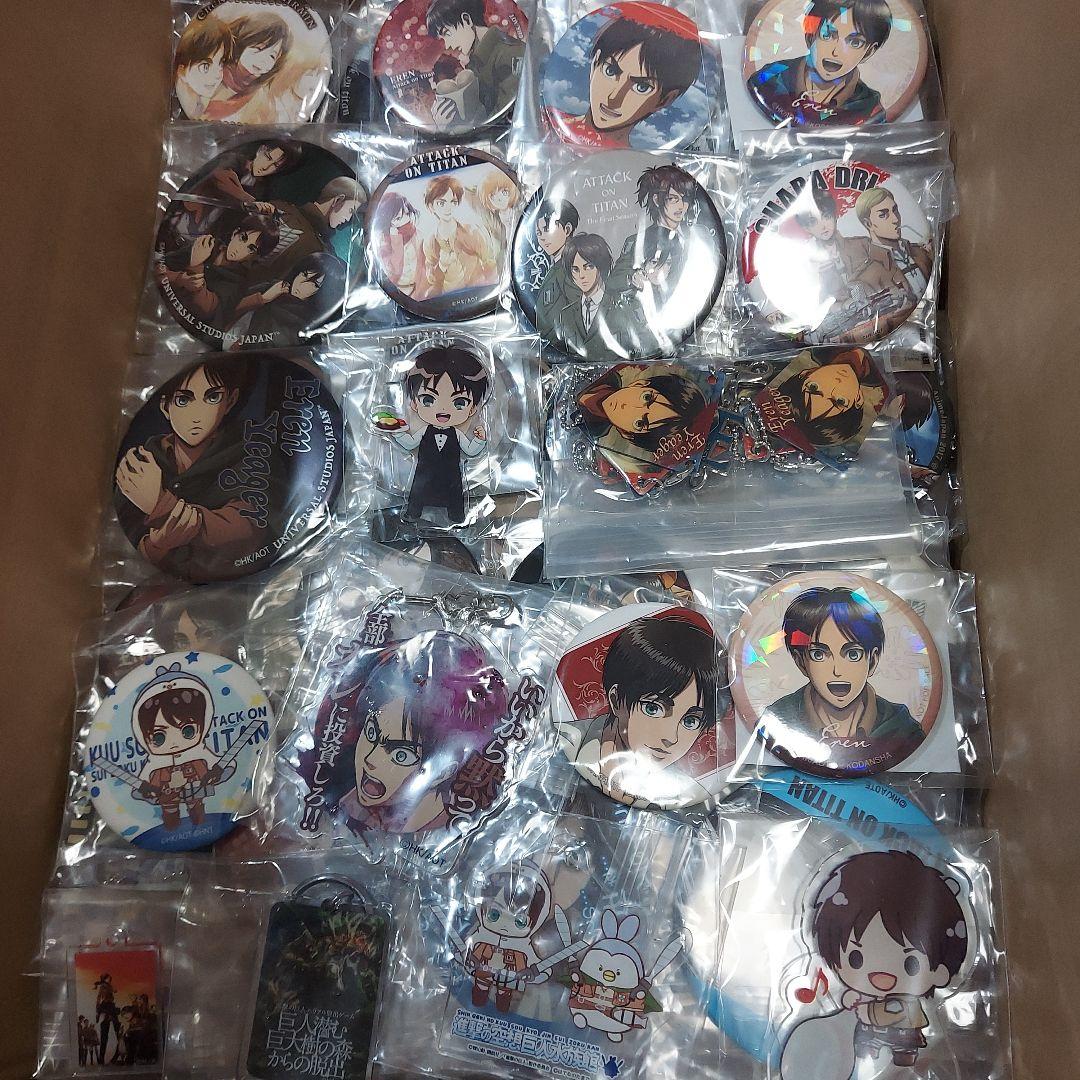 進撃の巨人 グッズ 大量 まとめ売り