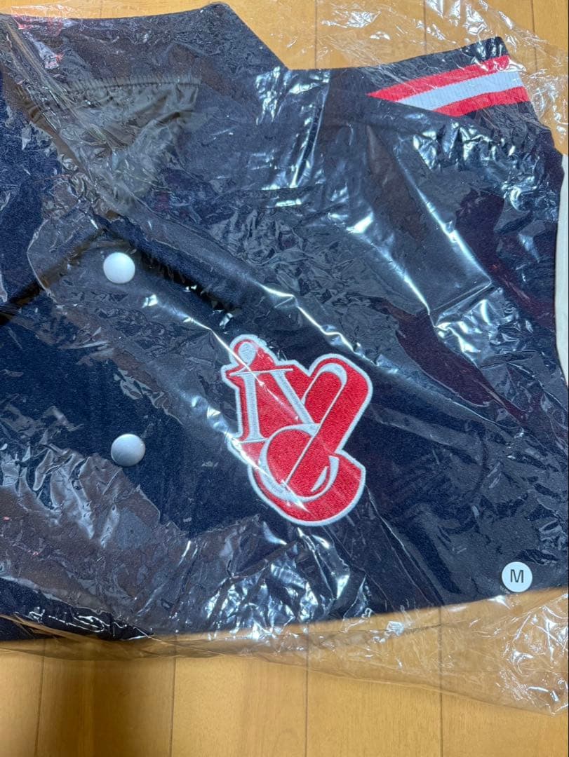 IVE 1st WORLD TOUR スタジャン Mサイズ - メルカリ