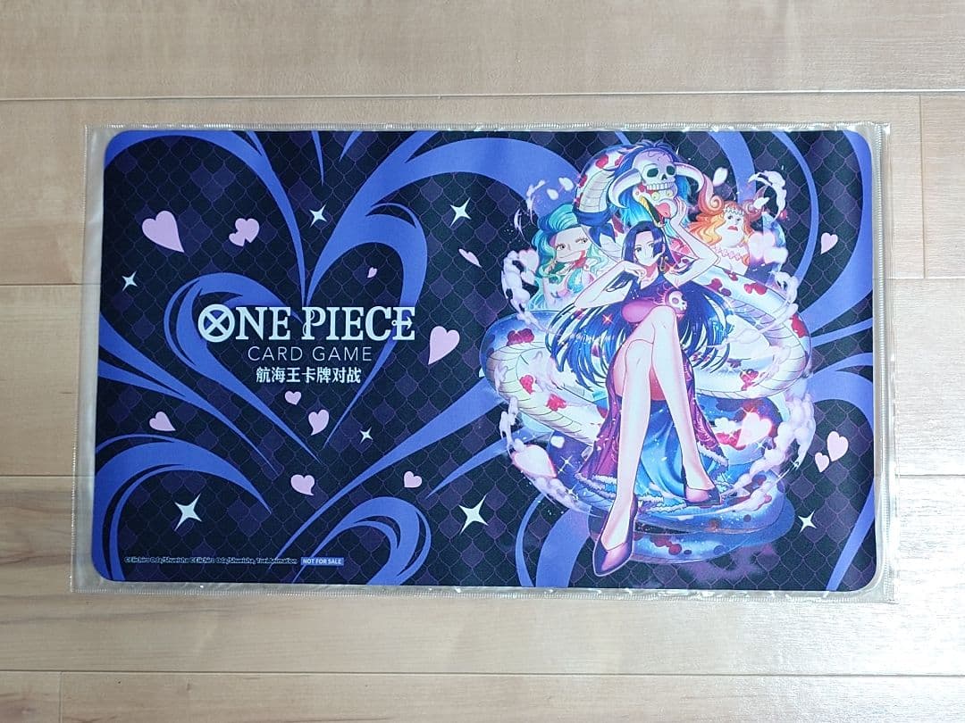 超希少・美品】ワンピースカード 公式 ハンコック プレイマット 世界