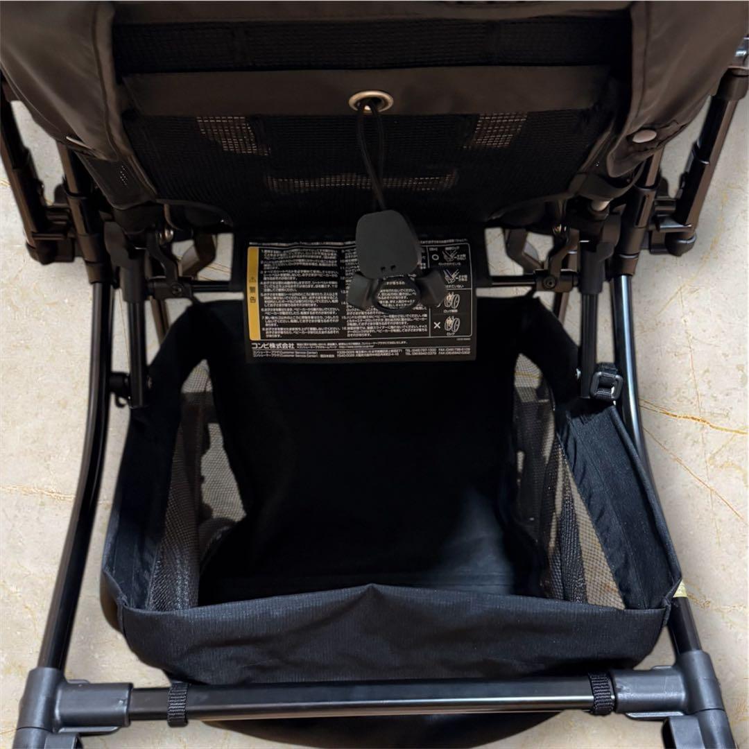 《美品》コンビベビーカー メチャカルハンディ　ブラック