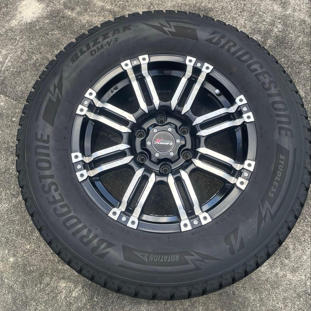 265/65/R17 ブリヂストン スタッドレス　17インチ ホイールセット