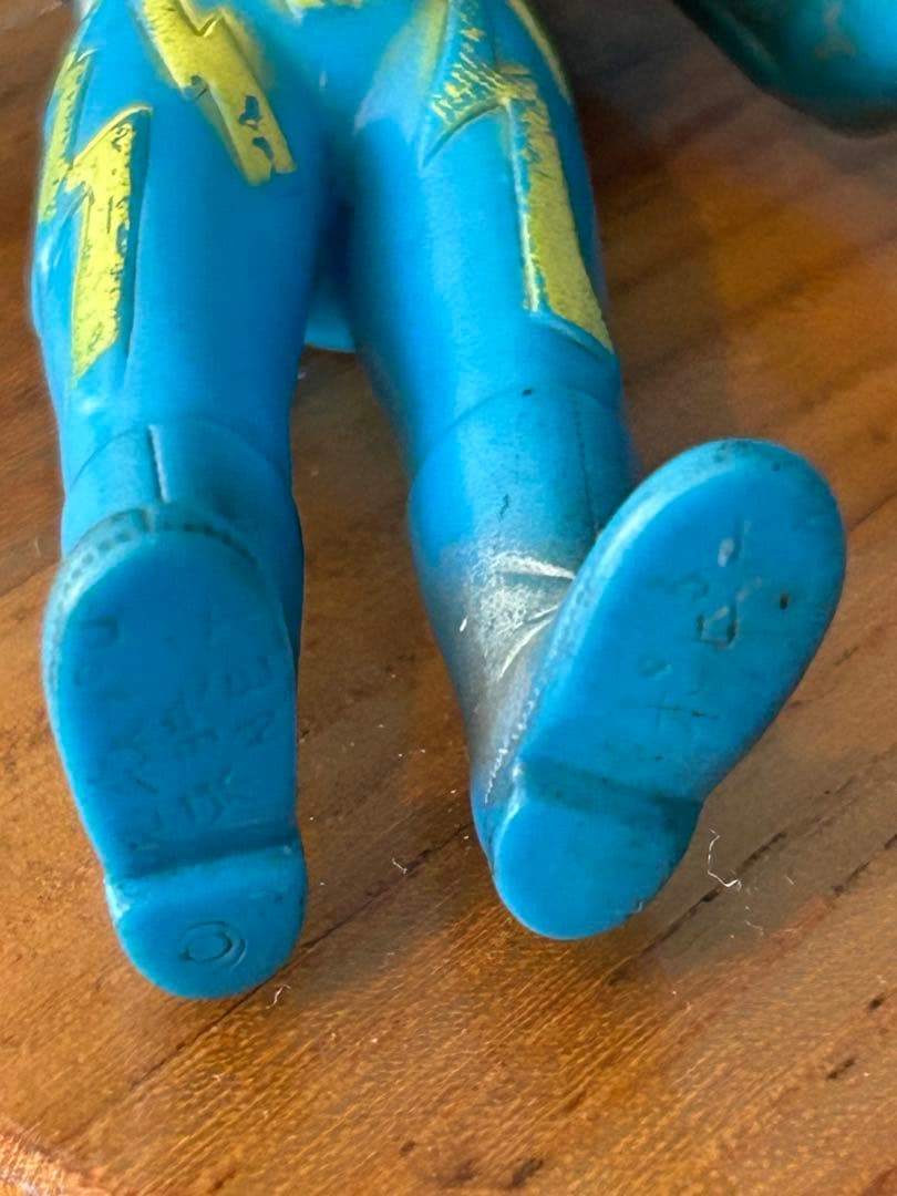 I*N様 イナズマン　ソフビ　古いフィギュア