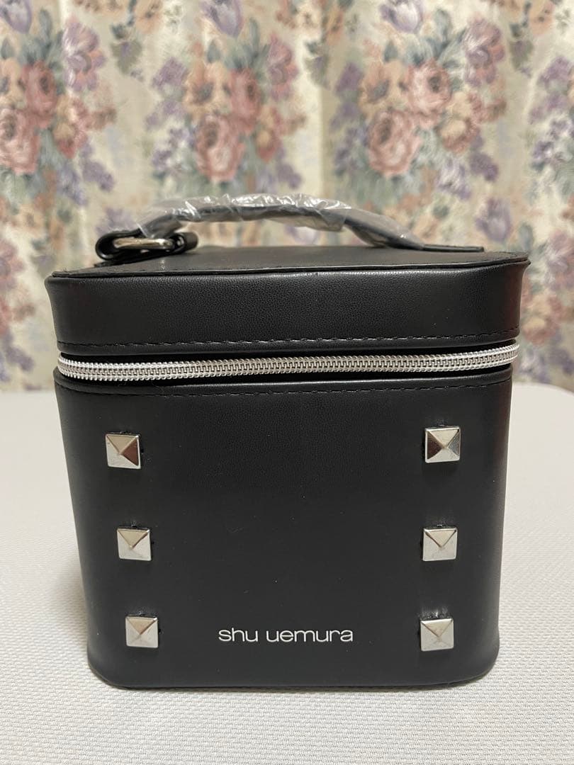 シュウウエムラ ノベルティ バニティポーチ コスメボックス コスメ