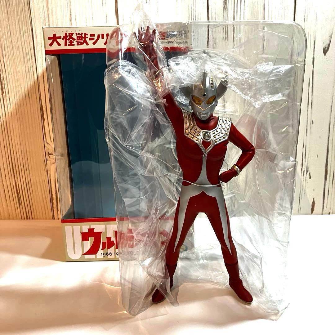 エクスプラス 大怪獣シリーズ ウルトラマンタロウ 登場ポーズ 箱付き