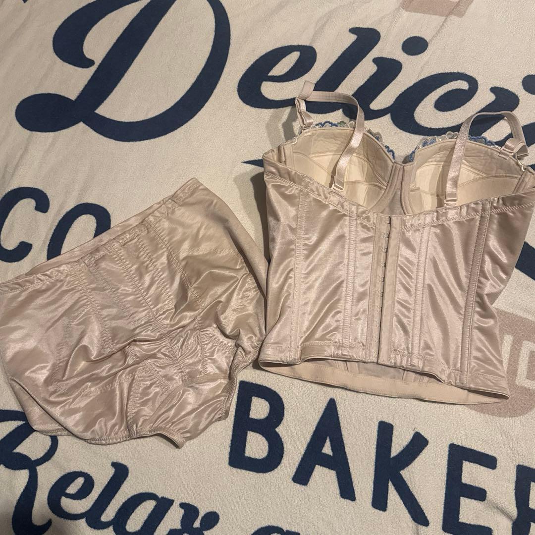 ☆限定色☆ マルコ モンマリエ シェリル フェリットアイボリー 2点